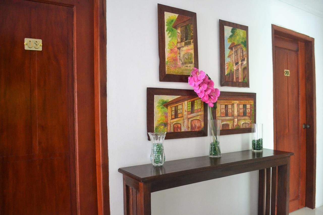 Hotel Lola Natividad Vigan Dış mekan fotoğraf