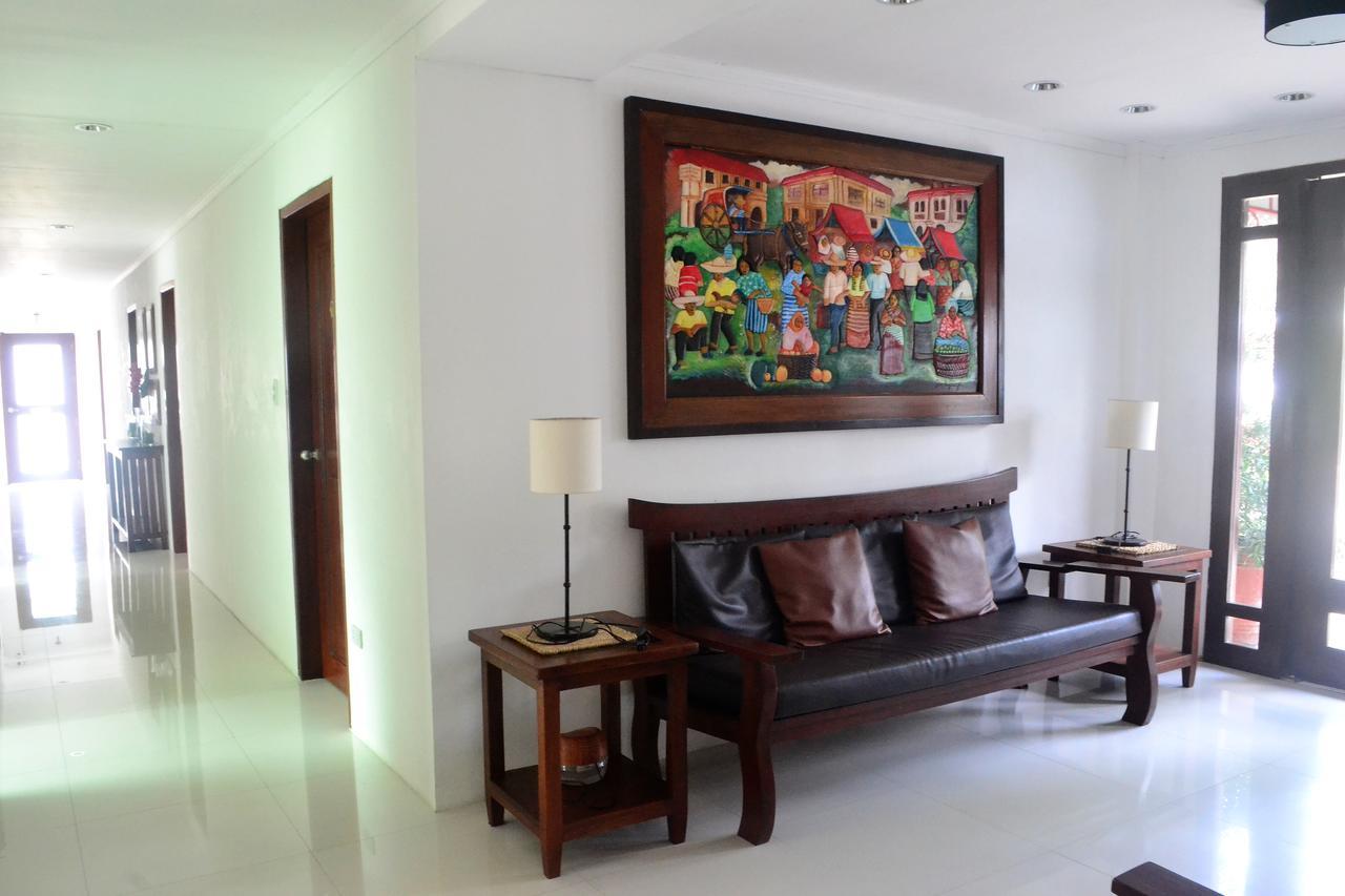 Hotel Lola Natividad Vigan Dış mekan fotoğraf